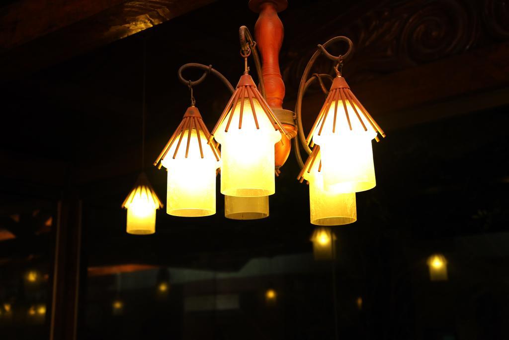 Royal Elegance Hotel ラホール エクステリア 写真